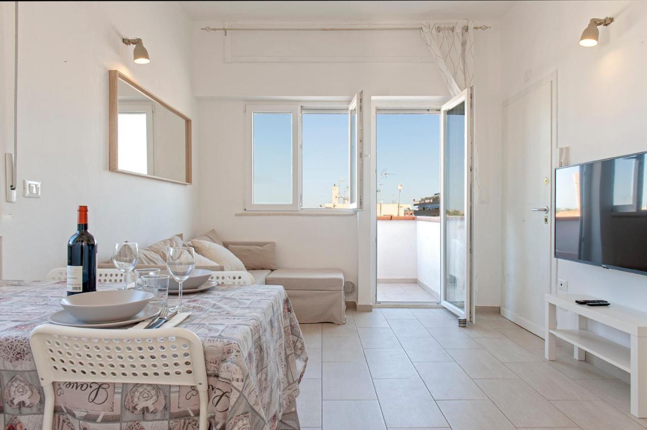 Suite Attico In Centro - Parcheggio Gratuito ลีวอร์โน ภายนอก รูปภาพ